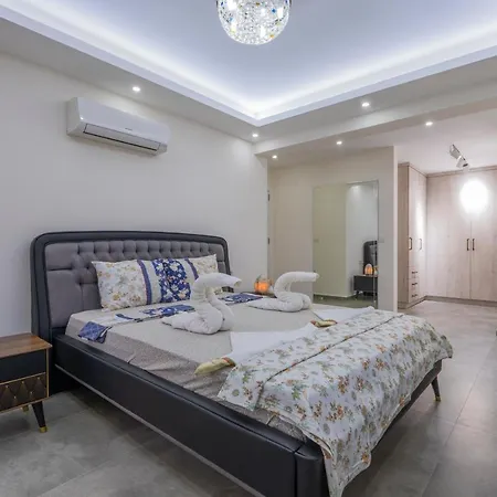 Βίλα Villa Senay *